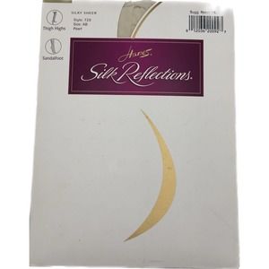 Hanes Women's Silk Reflections Thigh-High Stockings Sheer Pearl Size AB NIP